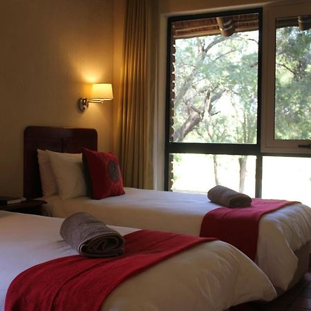 Ekuthuleni River Front Chalets Maruleng Buitenkant foto