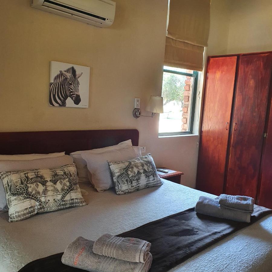 Ekuthuleni River Front Chalets Maruleng Buitenkant foto