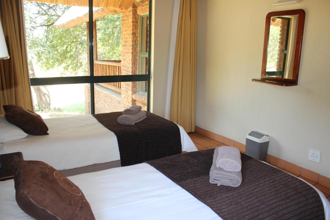 Ekuthuleni River Front Chalets Maruleng Buitenkant foto